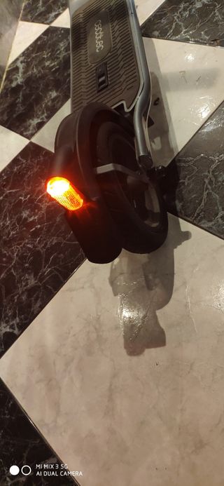 Patinete eléctrico cecotec bongo D20