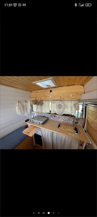 Furgoneta camper del 2001 lista para vivir