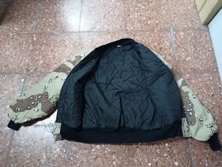 cazadora militar