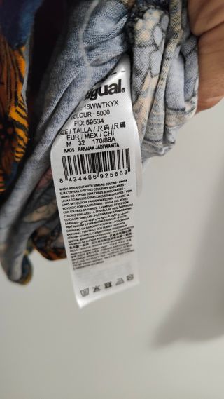Camiseta desigual 