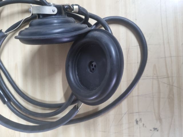 auriculares antiguos