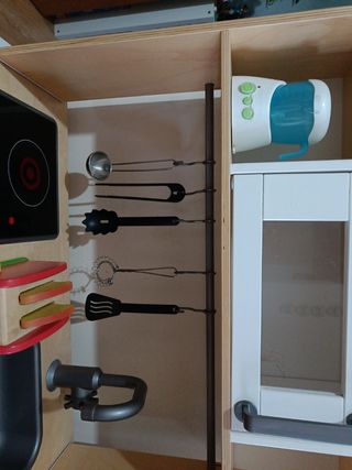 Cocinita Ikea y muchos accesorios