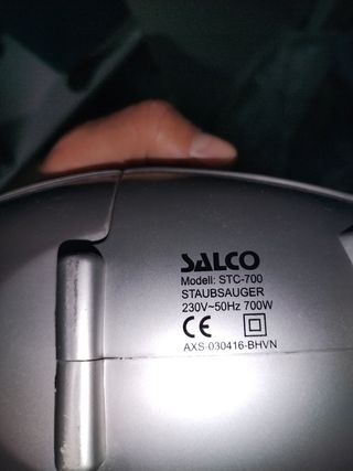 PEQUEÑO ASPIRADOR DE MANO