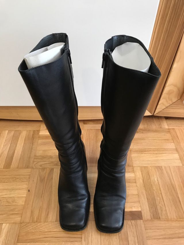 Bota alta cremallera de piel