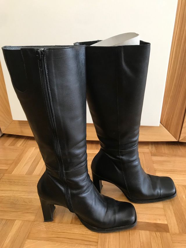 Bota alta cremallera de piel