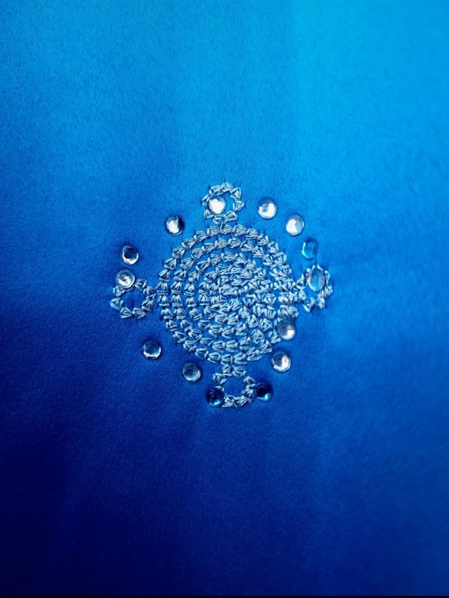 Kaftan bordado a mano