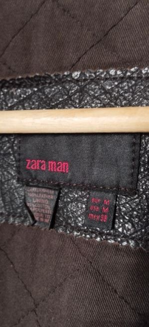 Cazadora estilo motera cuero Zara