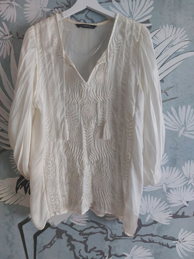 Blusa Seda Zara Bordada Premiun
