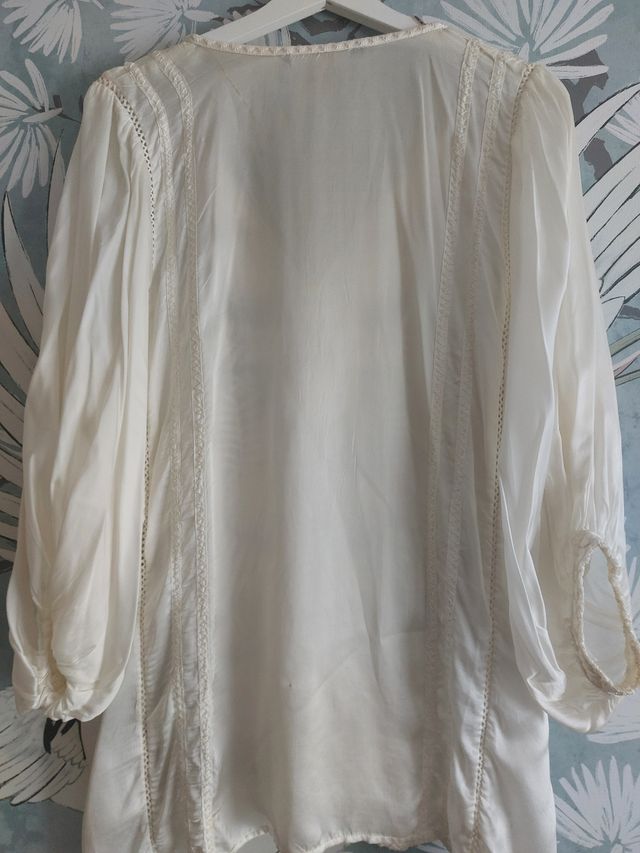 Blusa Seda Zara Bordada Premiun