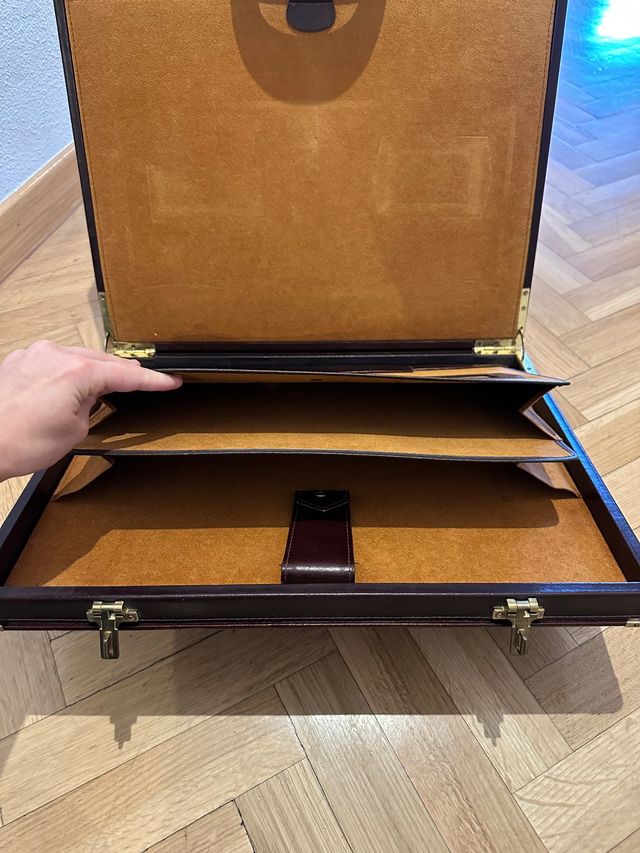 maletin ejecutivo cuero