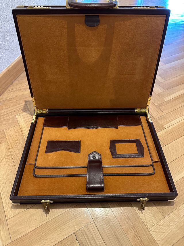 maletin ejecutivo cuero