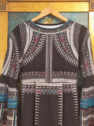 Vestido estilo étnico, EN PERFECTAS condiciones 