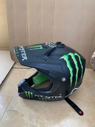 Fox Monster V3 pilot Ricky Carmichael