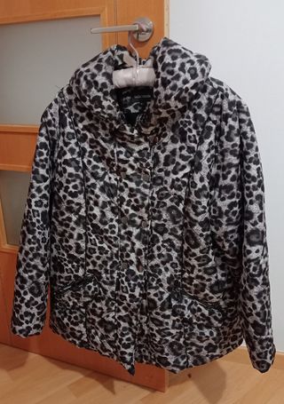 Chaquetón plumas de mujer