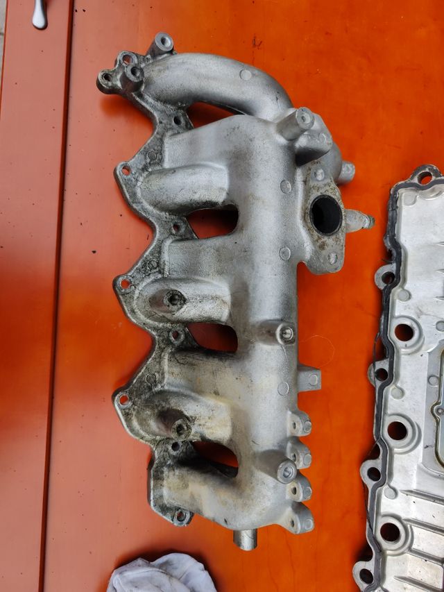 Colector admisión y escape Motor ZD3.0