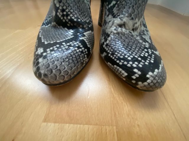 botines serpiente talla 40