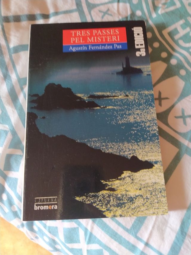 Tres passes pel misteri Agustín Fernández Paz