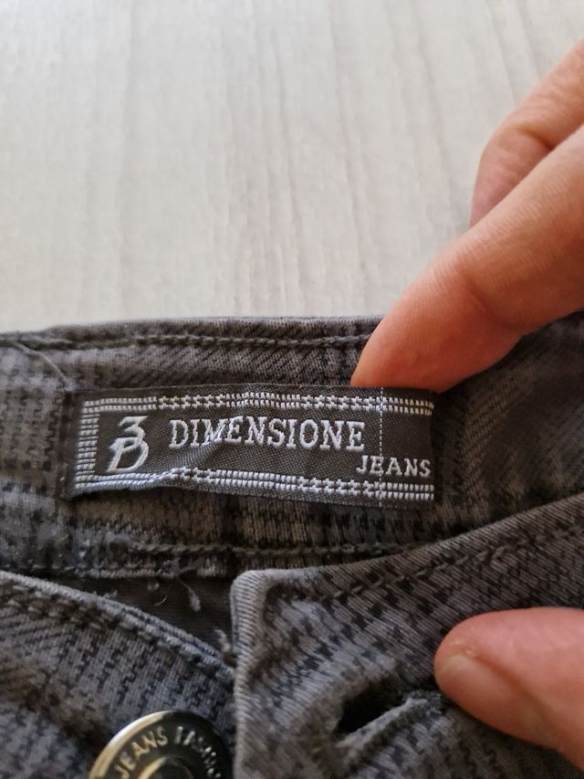 Pantalone grigio con motivo