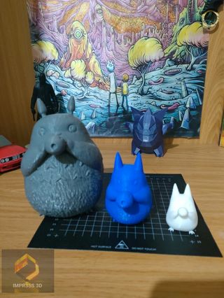 Totoro Grande, mediano, y pequeño