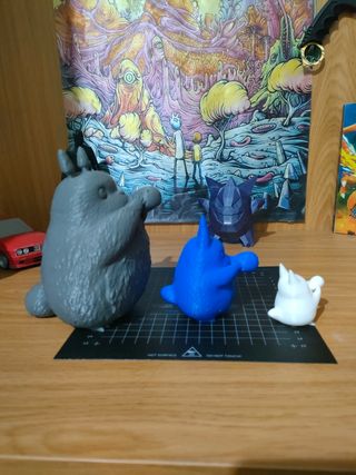 Totoro Grande, mediano, y pequeño