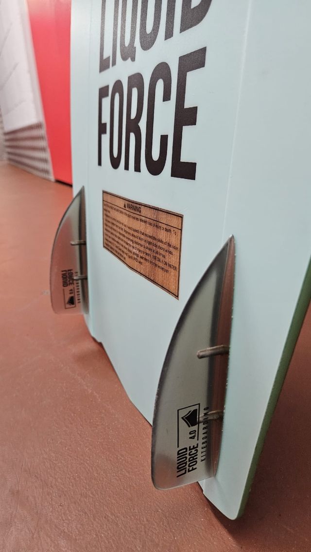 Equipación y cometa kite