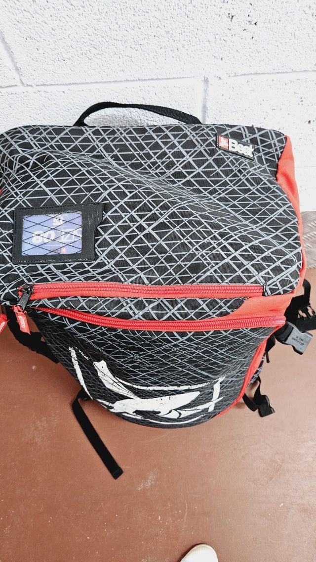 Equipación y cometa kite