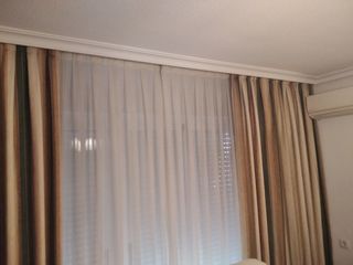 Cortinas salón ,falda mesa, cojines