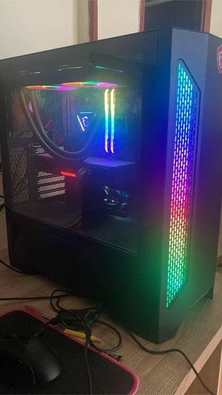 PC gaming completo (pantalla,teclado, ratón,micro)