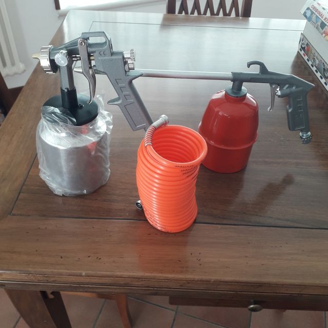AEROGRAFO E PISTOLA LAVAGGIO