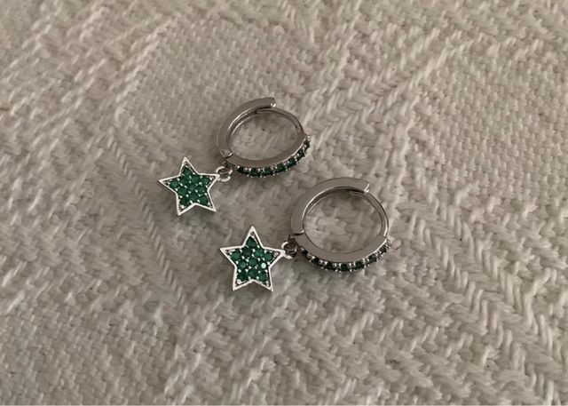 orecchini con strass verdi