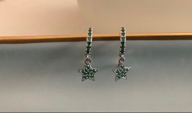 orecchini con strass verdi