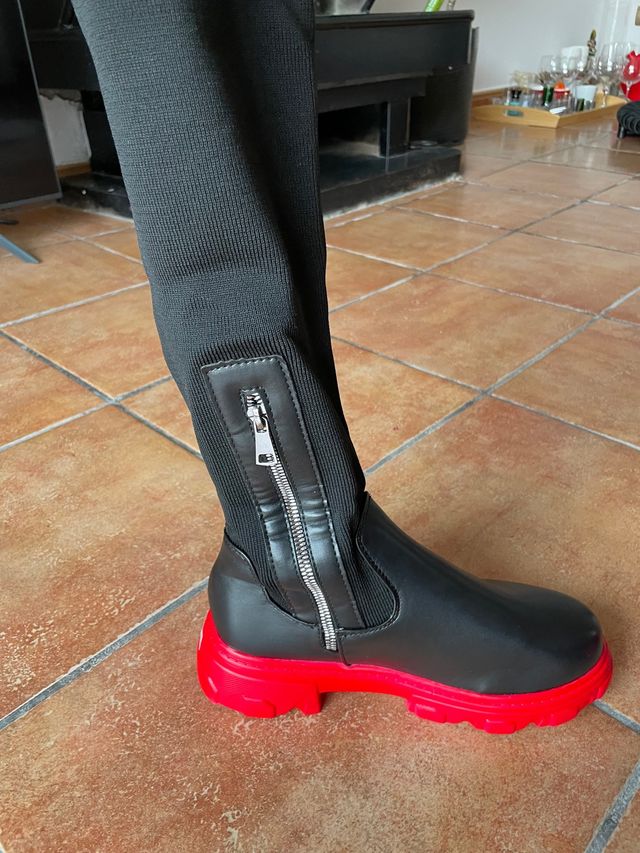 Botas modernas y super chulas