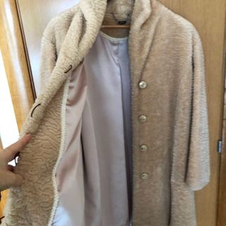 Abrigo chaquetón beige piel sintética talla XL