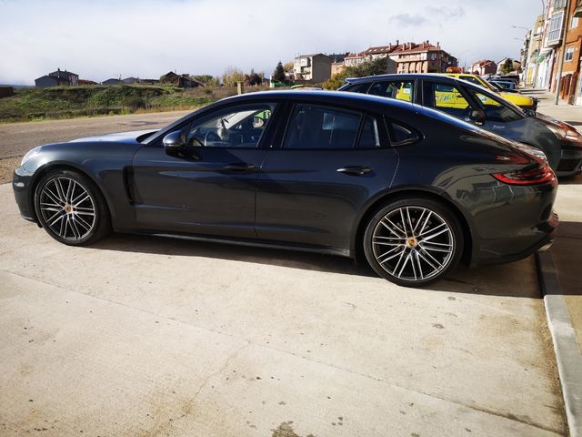 Porsche Panamera 2017