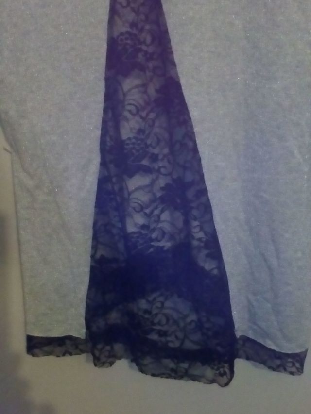 Maglia lurex grigio con pizzo nero