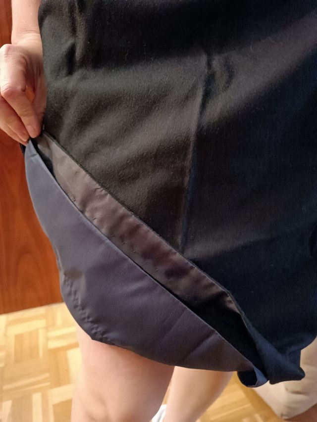 Falda negra talla 36