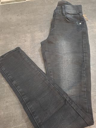Jeans in Denim / jeans nero/ jeans donna