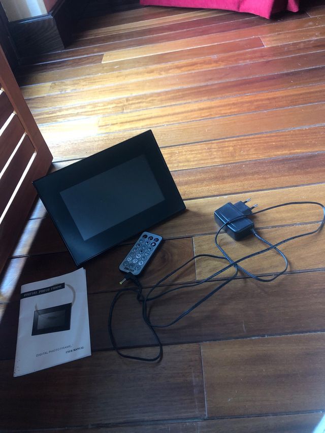 cornice digitale foto - Dikom