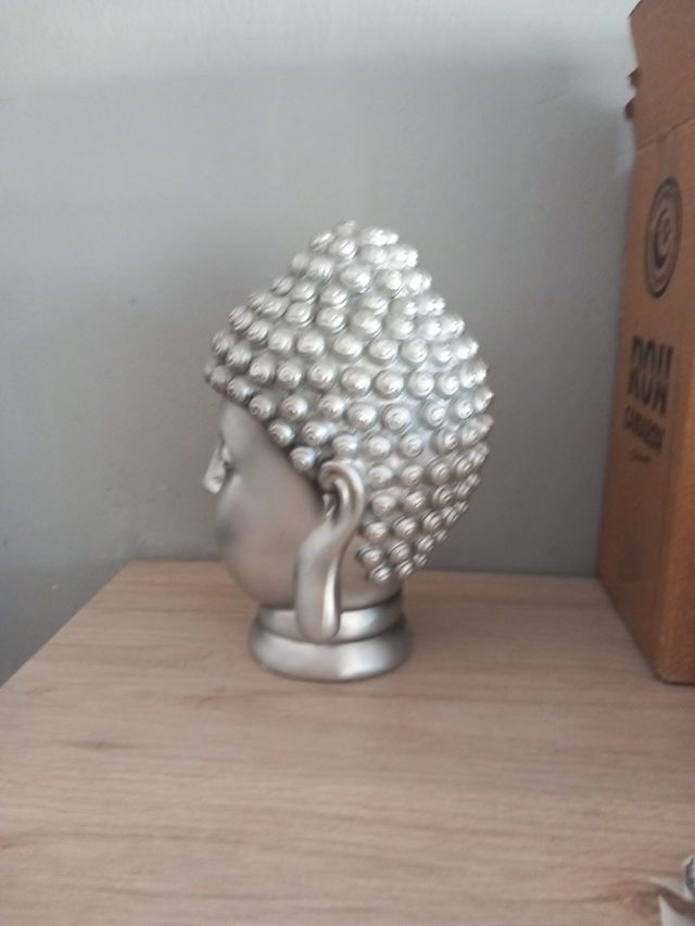 Cabeza de buda