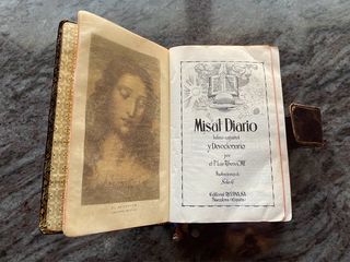 MISAL DIARIO LATINO-ESPAÑOL DEVOCIONARIO