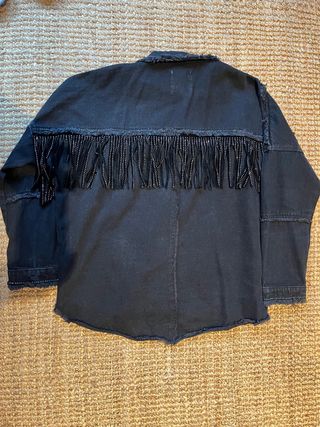 Cazadora vaquera negra Zara
