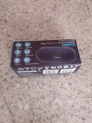 Altavoz pequeño INNOVA como nuevo 