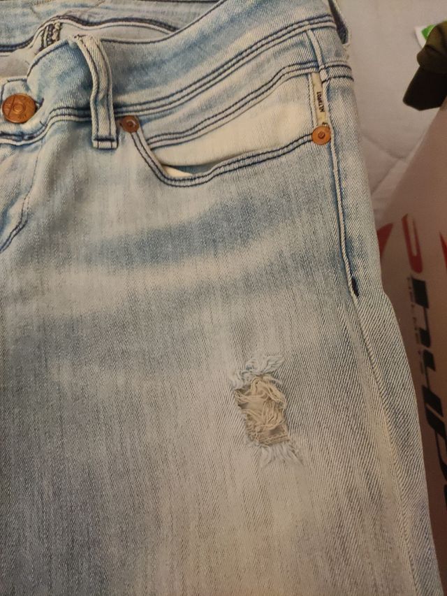 Jean chiari da donna