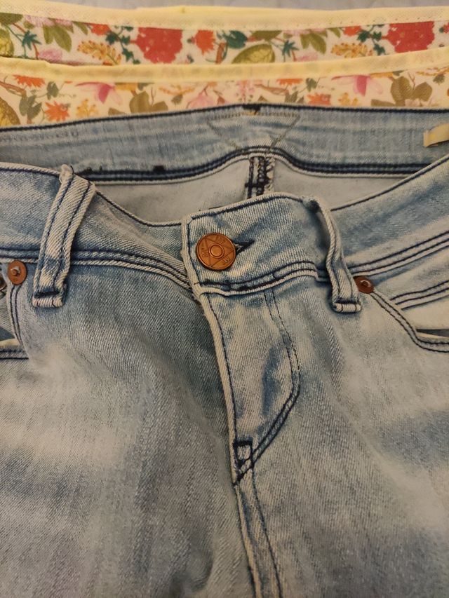 Jean chiari da donna