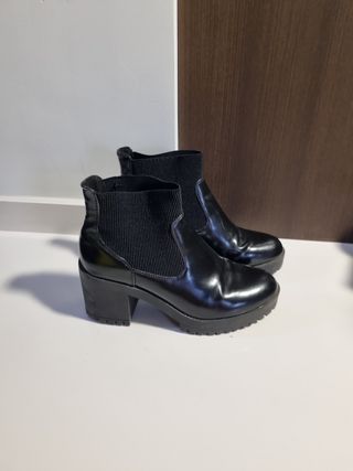 Botines negros mujer