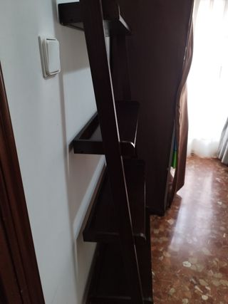 Estantería de Madera en escalera