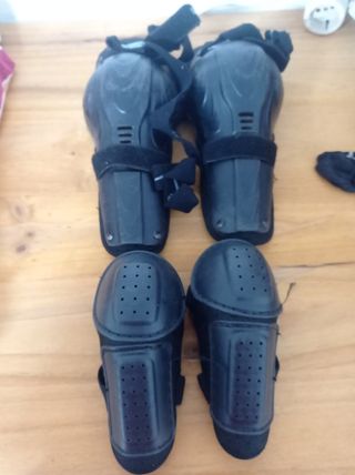Rodilleras y coderas moto