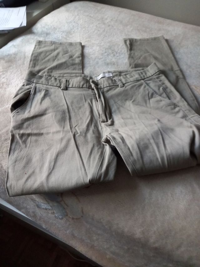 Pantalon chino niño, color verde.