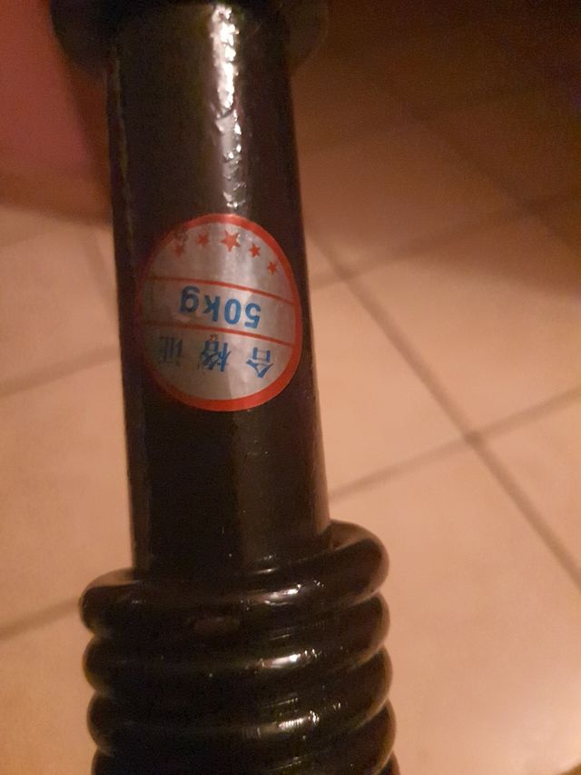 Manubrio a molla per pettorali e braccia