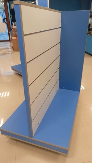 Mobiliario tienda